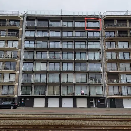 Met Frontaal Zeezicht 公寓 米德尔克尔克