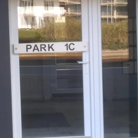 Lägenhet Met Frontaal Zeezicht Middelkerke