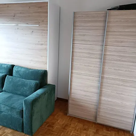 Met Frontaal Zeezicht Apartment