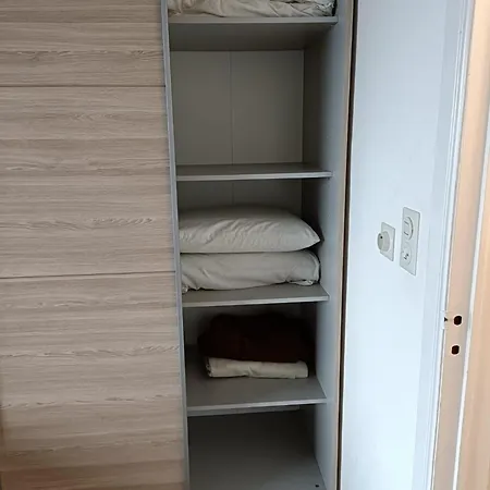 Met Frontaal Zeezicht Apartment *